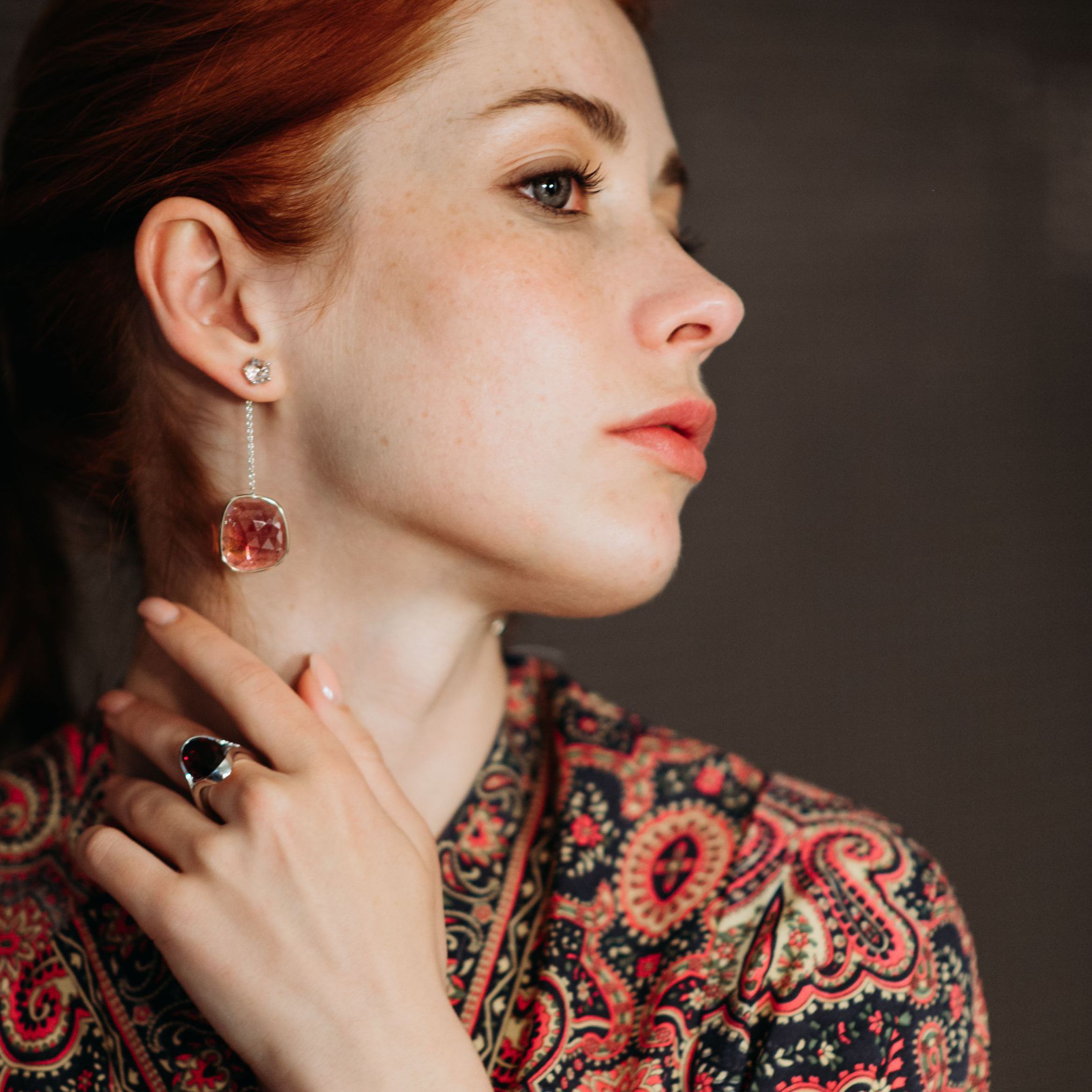 Julie-Ring 6-Karat-Rubellit