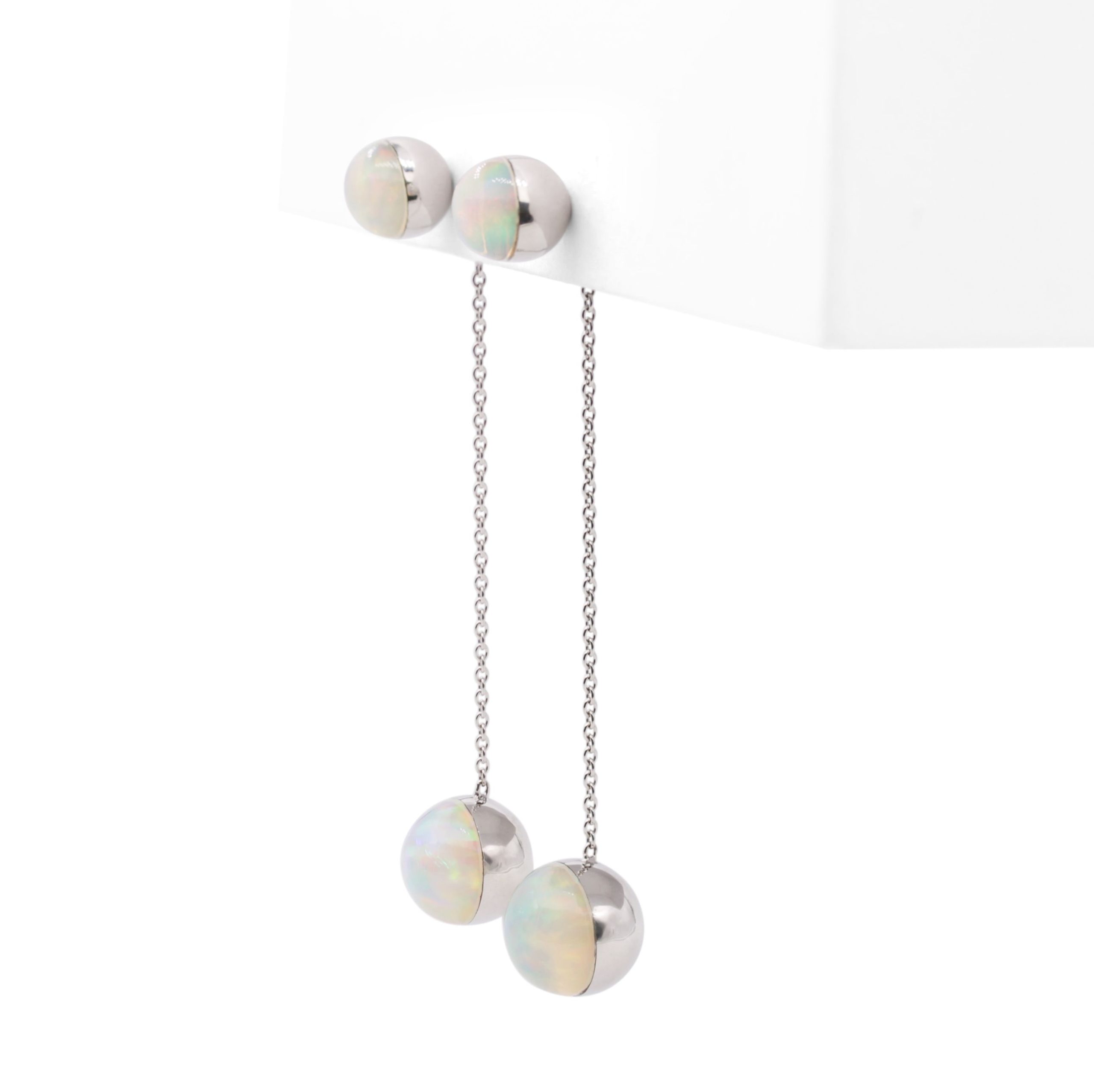 Opal-Kugel Platinohrringe