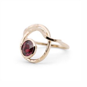 Curle Ring Almandin