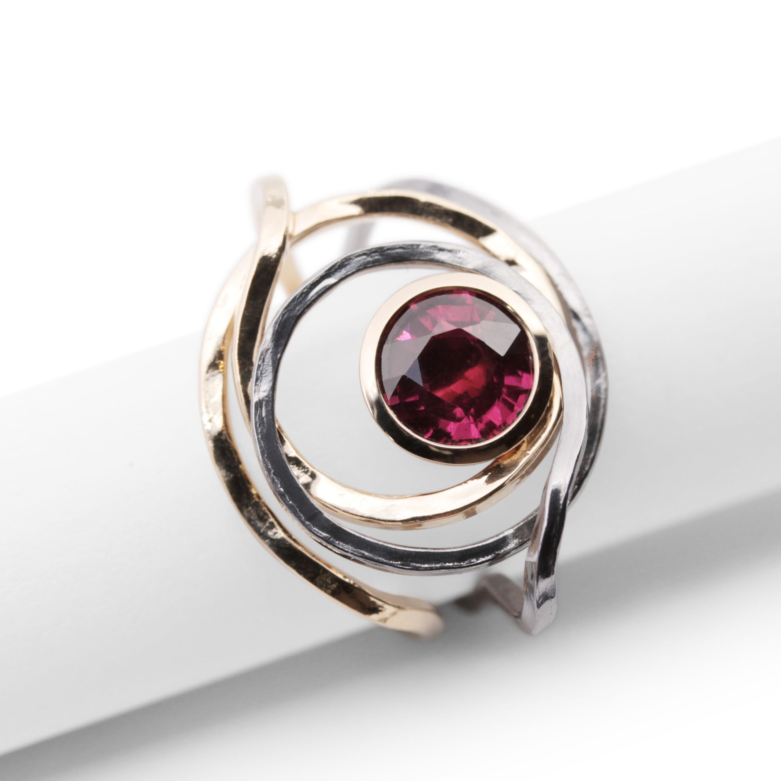 Curle Ring Almandin